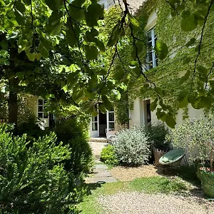 le-clos-de-gordes.fr-provencehotel.com/