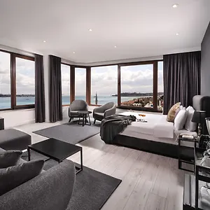 تحقق من التوفر